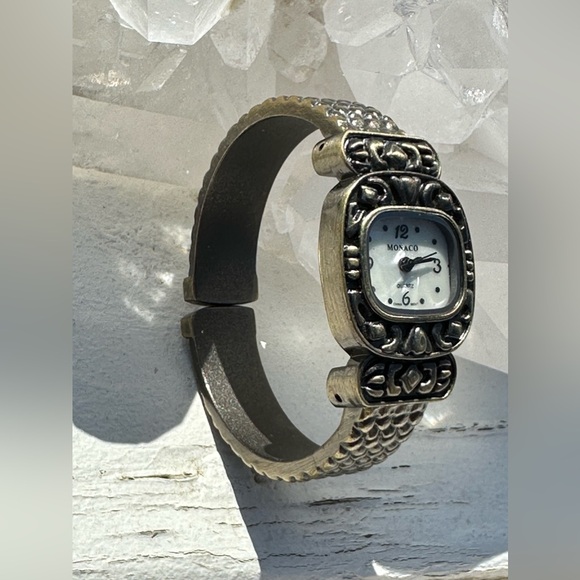 Ladies Monaco Quartz Watch Never Worn, See Pics, Needs Battery - Picture 2 of 2